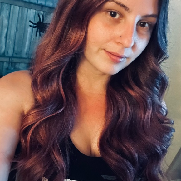 Meet your Posher, Brandy - Picture 2 of 2